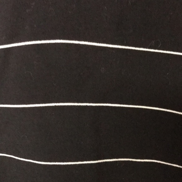 Gap Women’s Tunic Blouse XL Black White Stripe V neck Tab up sleeve Lightweight - Picture 2 of 10